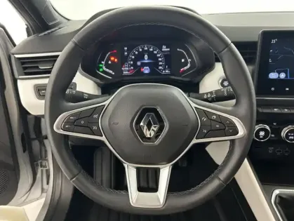 Photo 14 Renault Clio TCe 90 Techno 5p