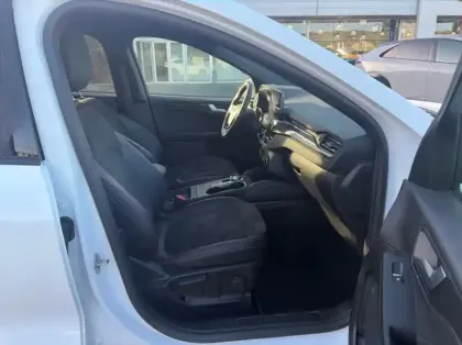 Photo 26 Ford Kuga 2.5 Duratec 190ch FHEV E85 ST-Line X BVA