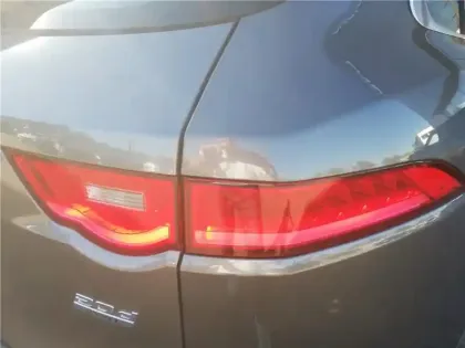 Photo 60 Jaguar F-Pace 2.0 D - 180 CH AWD BVA8