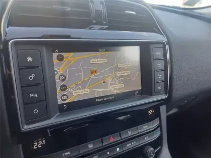 Photo 46 Jaguar F-Pace 2.0 D - 180 CH AWD BVA8