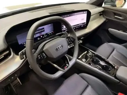 Photo 8 Audi Q3 SB TFSI 150 CH HYBRIDE S tronic 7