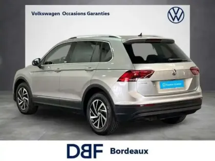 Photo 12 Volkswagen Tiguan 2.0 TDI 150 DSG7 Connect