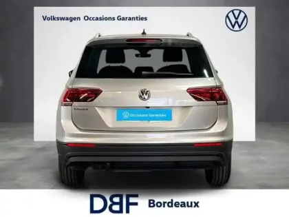 Photo 13 Volkswagen Tiguan 2.0 TDI 150 DSG7 Connect