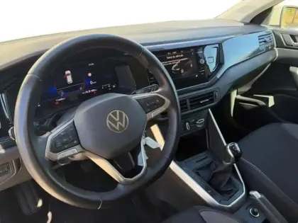 Photo 8 Volkswagen Polo 1.0 TSI 95 S&S BVM5 VW Edition