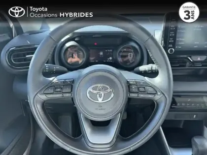Photo 12 Toyota Yaris  116h Design 5p MC24