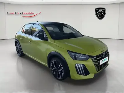 Photo 8 Peugeot 208  1.2 Hybrid 136ch GT e-DCS6