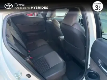Photo 6 Toyota C-HR  122h Distinctive 2WD E-CVT RC18