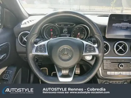 Photo 14 Mercedes Classe A  250 Version Sport 7G-DCT