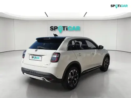 Photo 6 Fiat 600  1.2 Hybrid Turbo 110ch La Prima eDCT6