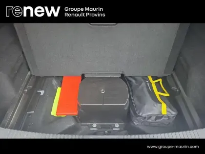 Photo 14 Renault Austral  1.2 E-Tech full hybrid 200ch Techno - 23