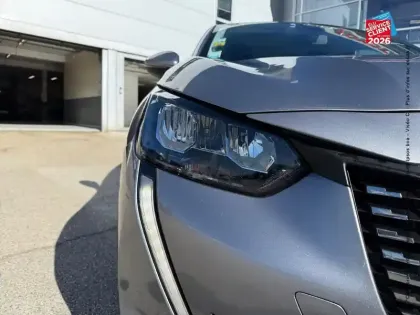 Photo 12 Peugeot 208  1.2 PureTech 110ch E6.c Allure S&S 5p