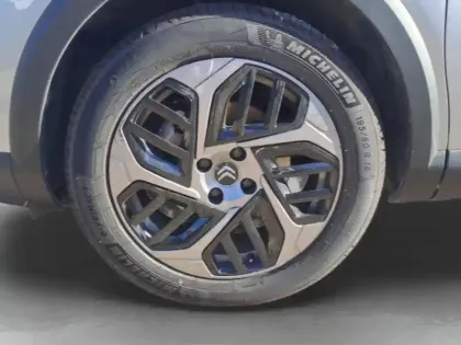 Photo 10 Citroën C4  PureTech 130ch S&S Shine EAT8