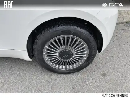 Photo 23 Fiat 500  e 95ch Icône