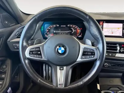Photo 11 BMW Serie 1 Série 1 M135iA xDrive 306ch M Performance