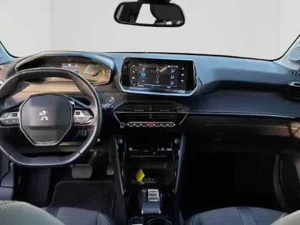 Photo 14 Peugeot 208  e- 136ch Style