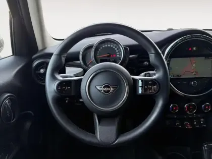 Photo 11 Mini Mini  5 Portes Cooper 136ch  Essential BVA7