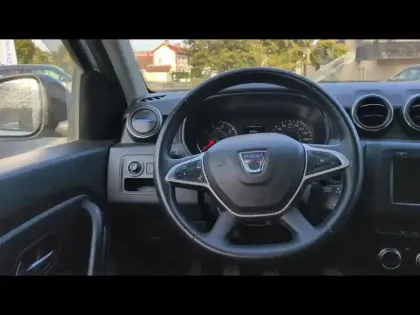 Photo 10 Dacia Duster  1.5 Blue dCi 115ch 15 ans 4x2 E6U