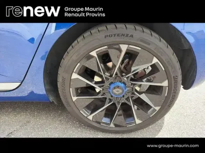 Photo 9 Renault Clio  1.6 E-Tech 145ch full hybrid esprit Alpine - 24