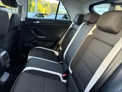 Photo 7 Volkswagen T-roc  1.5 TSI EVO 150ch Carat DSG7 S&S