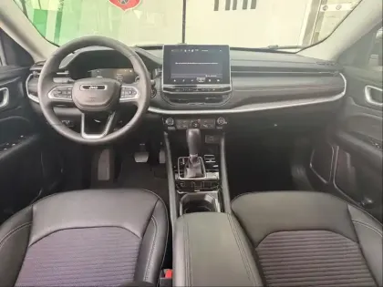 Photo 9 Jeep Compass  1.5 Turbo T4 130ch MHEV Altitude 4x2 BVR7