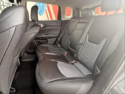 Photo 8 Jeep Compass  1.5 Turbo T4 130ch MHEV Altitude 4x2 BVR7