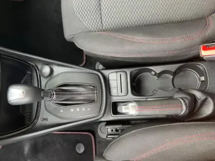 Photo 14 Ford Puma  1.0 EcoBoost Hybrid 125ch ST-Line S&S Powershift