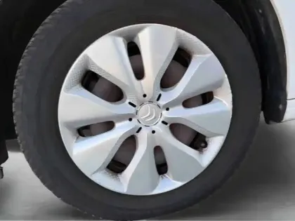 Photo 9 Citroën C3  PureTech 82ch Graphic S&S E6.d-TEMP