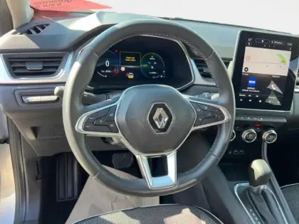 Photo 14 Renault Captur  1.6 E-Tech hybride 145ch Techno