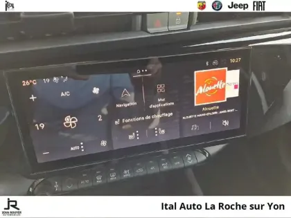 Photo 13 Alfa Romeo Junior  1.2 Ibrida 145ch Sport Speciale e-DCT6 Q4