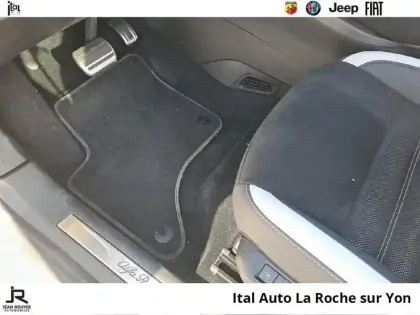 Photo 14 Alfa Romeo Junior  1.2 Ibrida 145ch Sport Speciale e-DCT6 Q4