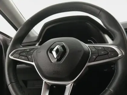 Photo 13 Renault Captur  1.6 E-Tech full hybrid 145ch Techno