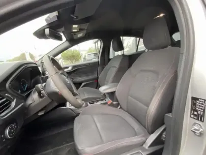 Photo 13 Ford Focus IV 5P - 1.0 EcoBoost 125 ch S&S St Line
