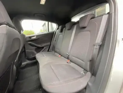 Photo 14 Ford Focus IV 5P - 1.0 EcoBoost 125 ch S&S St Line