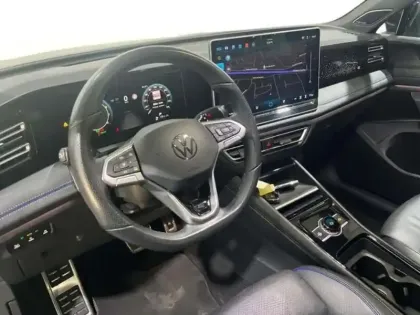 Photo 25 Volkswagen Tiguan 1.5 eTSI 150ch DSG7 R-Line Exclusive