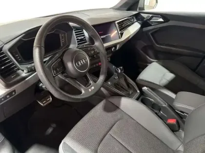 Photo 8 Audi A1 30 TFSI 116 ch S tronic 7 S line