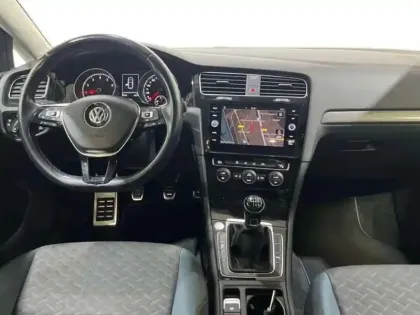 Photo 7 Volkswagen Golf 1.0 TSI 115 BVM6 IQ.DRIVE