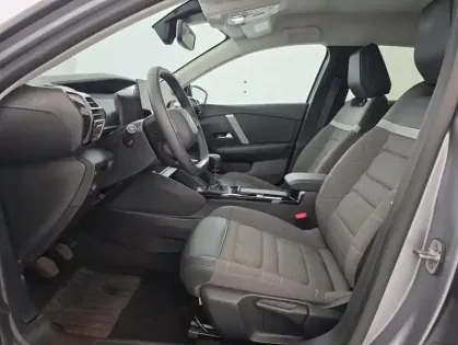 Photo 40 Citroën C4 PureTech 130ch S&S Feel Pack