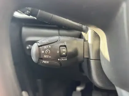 Photo 16 Citroën C3 PureTech 110 S&S BVM6 Shine