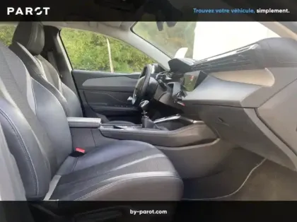 Photo 14 Peugeot 308 BlueHDi 130ch S&S BVM6 Allure Pack