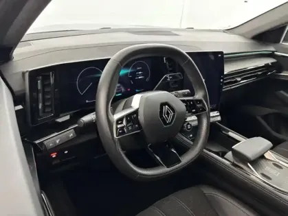Photo 9 Renault Austral E-Tech hybrid 200 Techno 5p