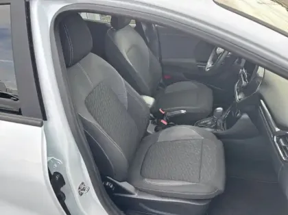 Photo 26 Ford Puma 1.0 EcoBoost 125 ch mHEV S&S Powershift Titanium