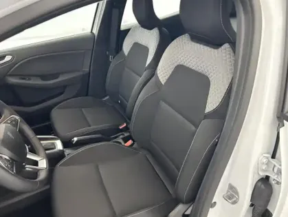 Photo 8 Renault Clio E-Tech full hybrid 145 ch GSR2 Evolution 5p
