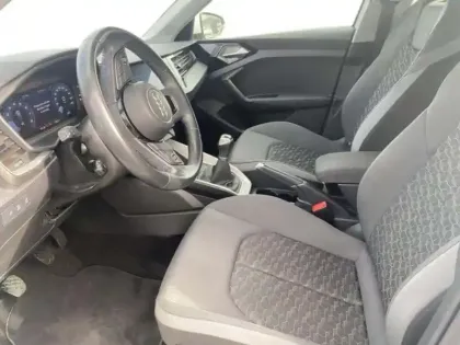 Photo 8 Audi A1 25 TFSI 95 ch BVM5 Advanced