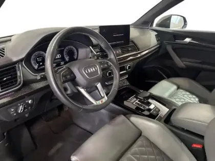 Photo 8 Audi Q5 55 TFSIe 367 S tronic 7 Quattro S line