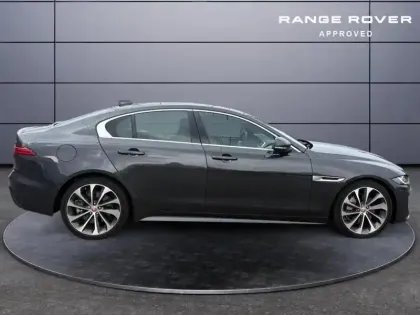 Photo 5 Jaguar Xe  D180 R-Dynamic SE AWD BVA8