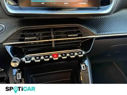 Photo 13 Peugeot 208  e- 136ch Style