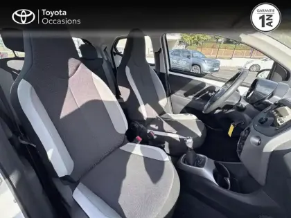 Photo 10 Toyota Aygo  1.0 VVT-i 69ch x-play 5p