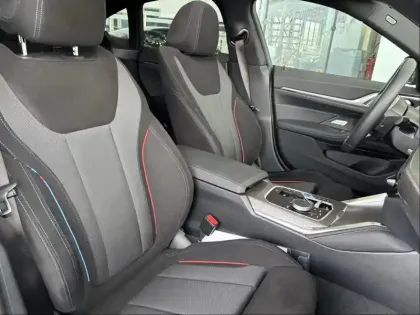 Photo 22 BMW I4  eDrive40 340ch M Sport