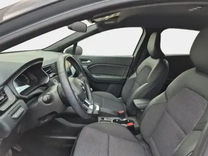 Photo 11 Renault Captur  1.3 TCe mild hybrid 140ch RS Line