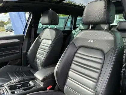 Photo 11 Volkswagen Passat  SW 2.0 TDI EVO 150ch R-Line DSG7